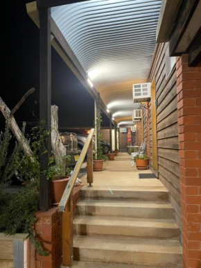 Country Roads Motor Inn, Narrandera